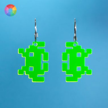 Pendientes metacrilato acrilicos space invader fluor