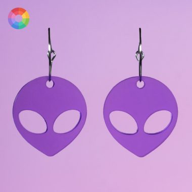 Pendientes metacrilato acrilicos lila dandadan