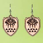 pendientes escudo madera zelda