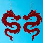 Pendientes dishonor dragón Mushu color rojo