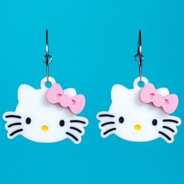 Pendientes kitty con lazo rosa