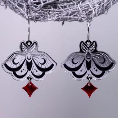 Pendientes polillas espejo con brillante rojo Pendientes polillas espejo con brillante rojo