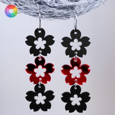 Pendientes metacrilato acrilico con flores de cerezo hanami color negro y rojo espejol, estilo terror Halloween Pendientes metacrilato acrilico con flores de cerezo hanami color negro y rojo espejol, estilo terror Halloween