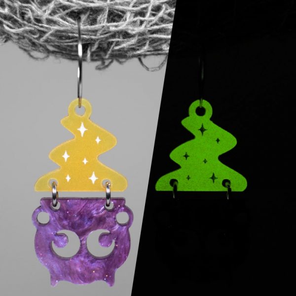 Pendientes caldero mágico de bruja en diferentes colores y brilla en la oscuridad