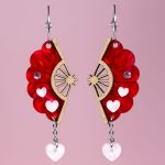 Pendientes acrílicos apra San Valentín, abanico nacarado con corazones Neoplanet