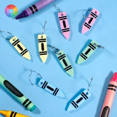 Pendientes acrílicos con forma de ceras de colores Pendientes acrílicos con forma de ceras de colores